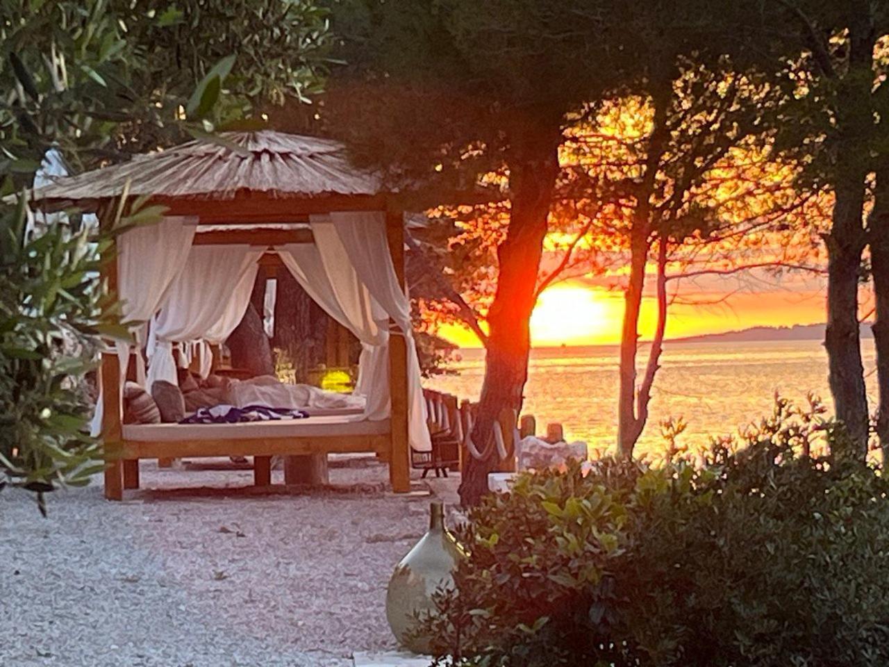 Pebble Bay Paradise House 尼亚卢卡 外观 照片