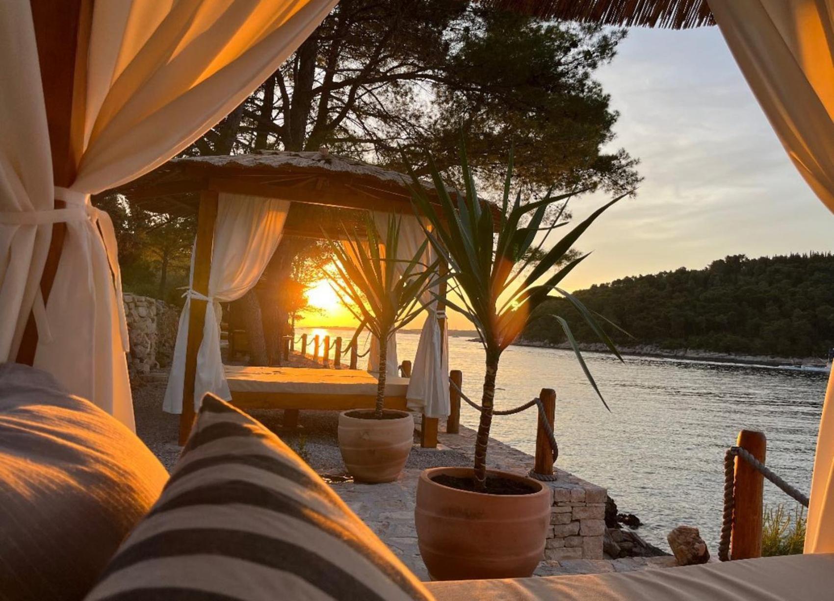 Pebble Bay Paradise House 尼亚卢卡 外观 照片